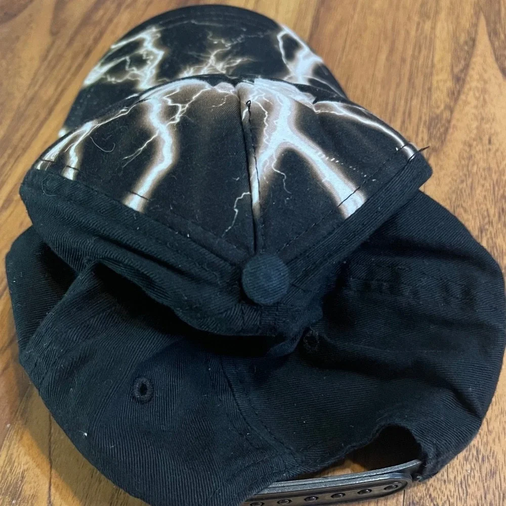 Batman Hat Youth Snapback Baseball Cap Lightning Graphic DC Comics Black OSFM